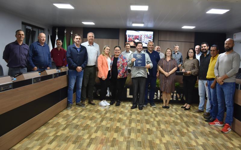 Três novos projetos foram aprovados ontem (08) na câmara